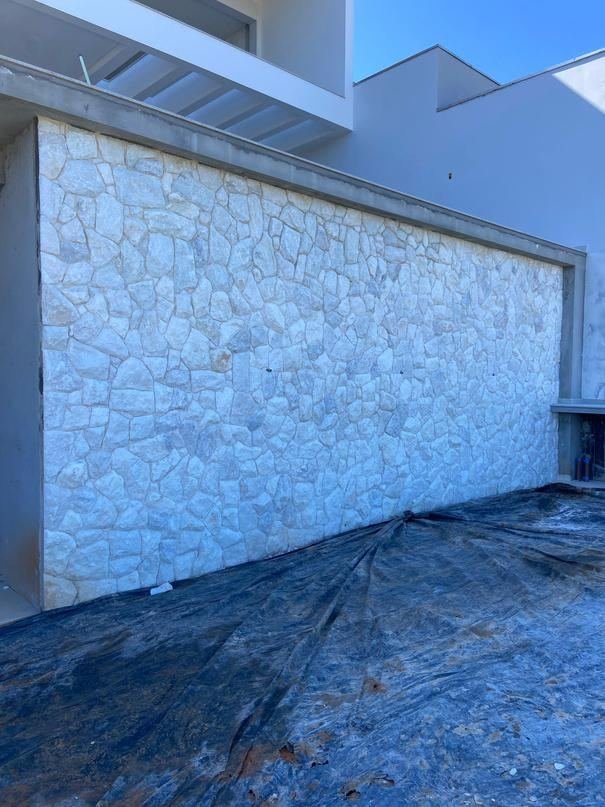 Obra Muro de Pedra 05