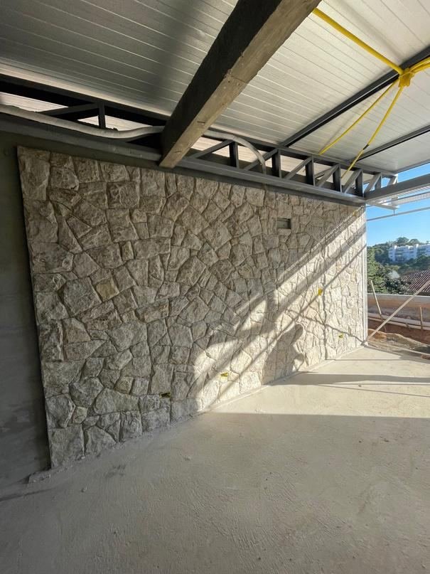 Obra Muro de Pedra 06